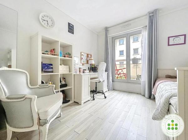 Appartement 4 pièces - 95 m² Exclusivité efficity