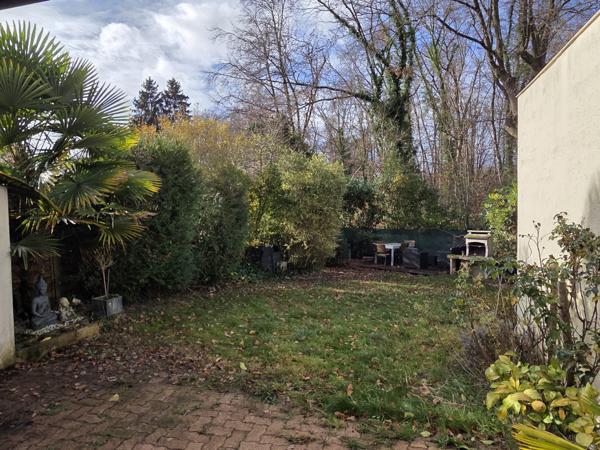 À vendre - Maison plain-pied, 5 pièces située à Brunoy (91800)