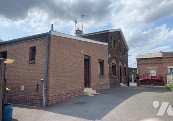 Belle maison mitoyenne quartier des Asturies.