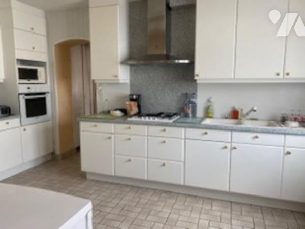 Belle maison mitoyenne quartier des Asturies.