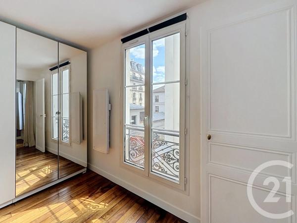 Appartement F2 à vendre  2 pièces - 44,50 m 2   PARIS  - 75018