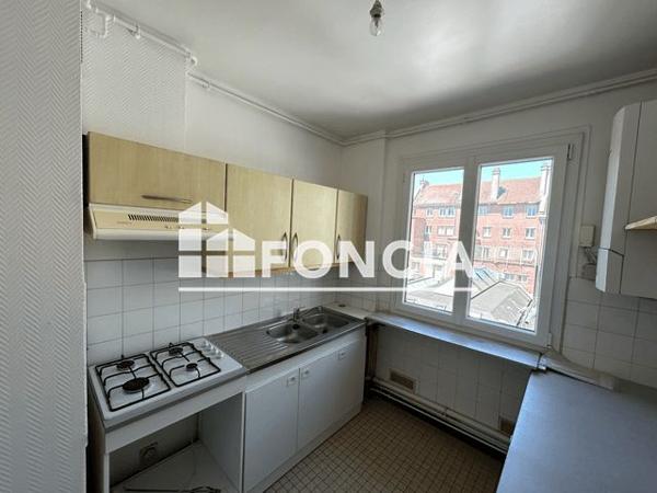 Location Appartement 3 pièces 75.85 m² - 11 RUE DE LA MADELEINE Beauvais 60000