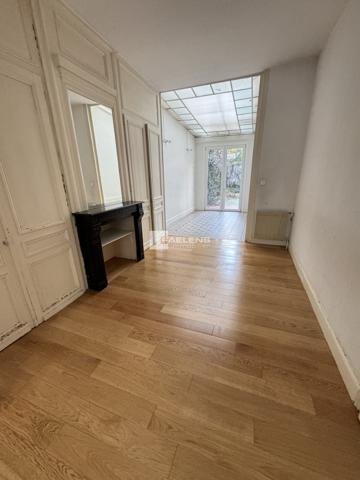 Maison à Lille - Réf. vsm5205n