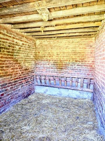 A VENDRE ANCIEN CORPS DE FERME AVEC DÉPENDANCES 5 pièces secteur BLANGY-SUR-BRESLE (76)