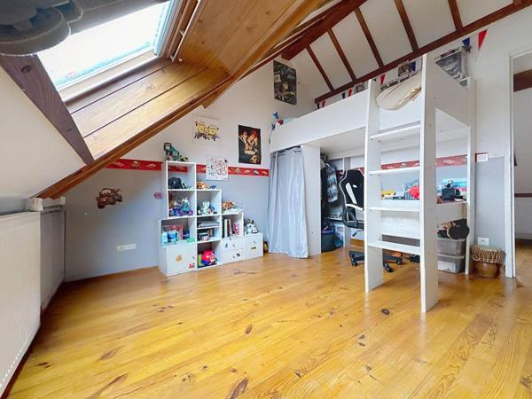 LONGERE - 120M² - 3 CHAMBRES - GARAGE - DEPENDANCE - JARDIN - 60290 RANTIGNY