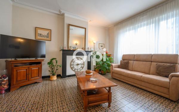 Maison à vendre    6 pièces • 144 m2 Bruay-sur-l'Escaut