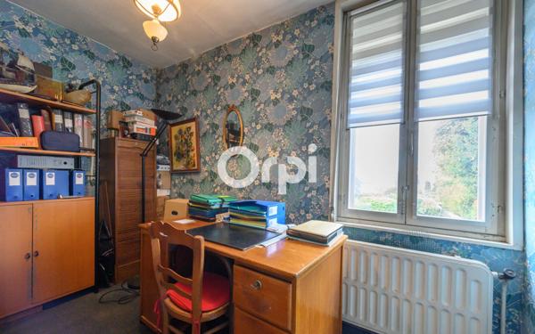 Maison à vendre    6 pièces • 144 m2 Bruay-sur-l'Escaut
