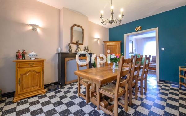 Maison à vendre    6 pièces • 144 m2 Bruay-sur-l'Escaut