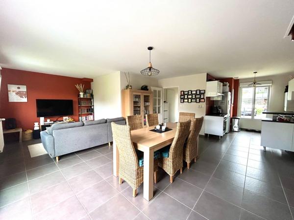 Maison Individuelle 93m², 3 chambres et garage