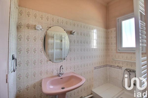 Appartement 4 pièces de 74 m² à Marseille (13015)