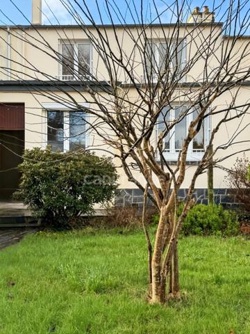 Maison mitoyenne au calme – Proche Brest Arena et centre-ville