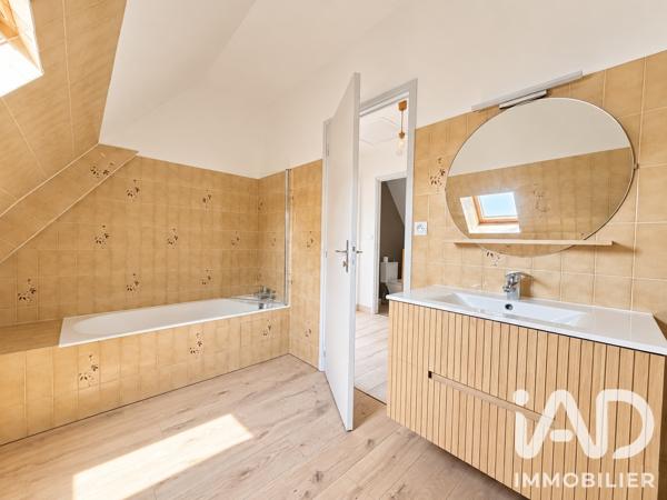 Maison à vendre 6 pièces 115 m² Joué-lès-Tours