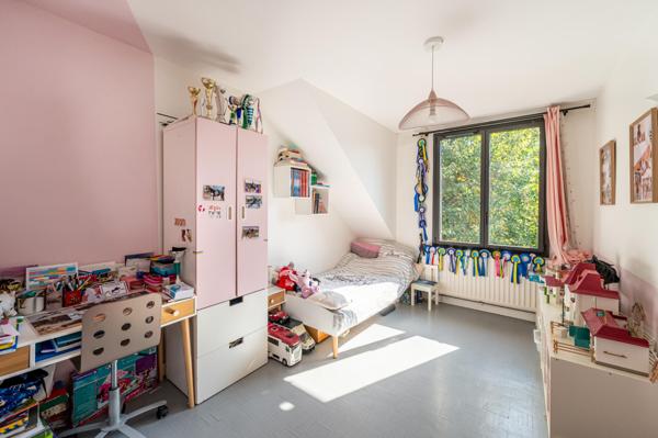 Maison familiale rénovée avec goût – 140 m², jardin plein sud, potentiel d’agrandissement