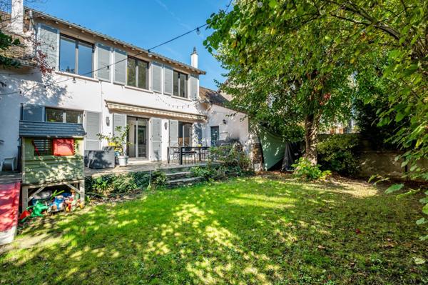 Maison familiale rénovée avec goût – 140 m², jardin plein sud, potentiel d’agrandissement