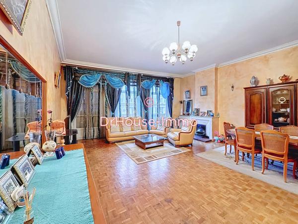 Appartement à vendre 6 pièces de 148 m²