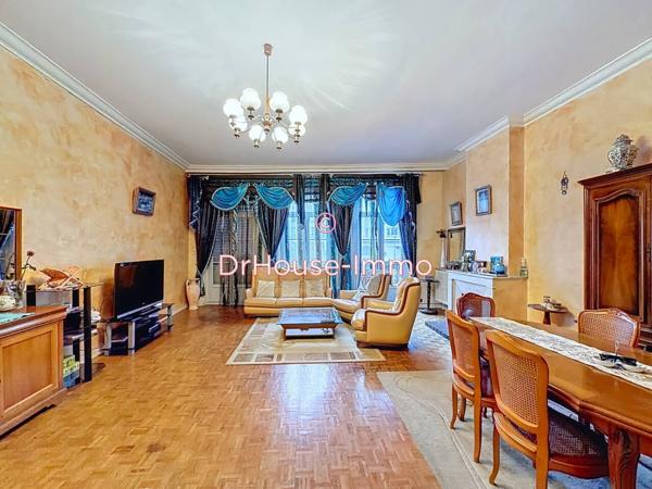 Appartement à vendre 6 pièces de 148 m²