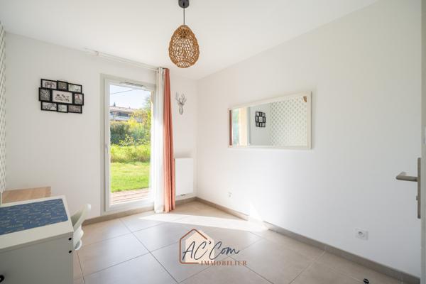 PUYRICARD – T4 FAMILIAL EN REZ-DE-JARDIN AVEC 141 M² D’EXTÉRIEUR ET GARAGE