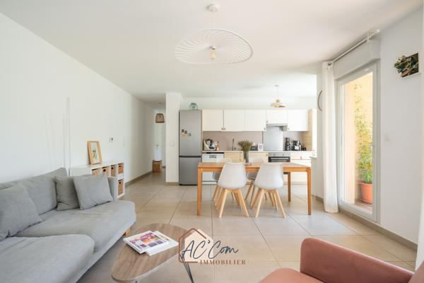PUYRICARD – T4 FAMILIAL EN REZ-DE-JARDIN AVEC 141 M² D’EXTÉRIEUR ET GARAGE