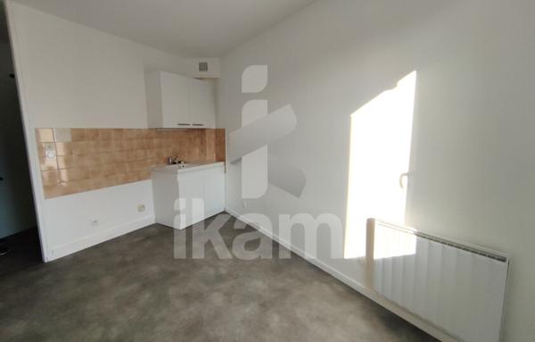 IMMEUBLE situé à Bourg-Lès-Valence