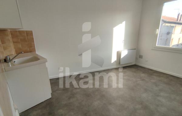 IMMEUBLE situé à Bourg-Lès-Valence