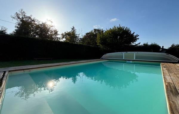 Opportunité rare maison 7 pièces 155m2 : deux niveaux indépendants, piscine et espace professionnel