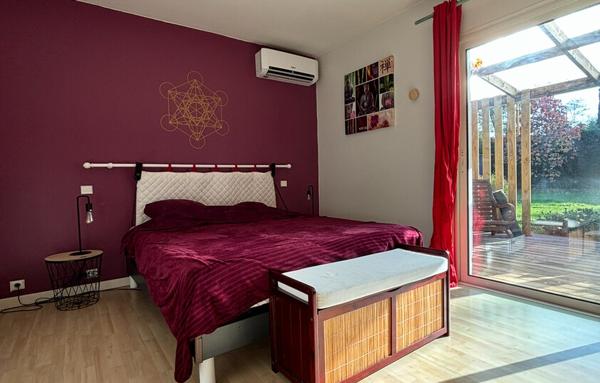 Opportunité rare maison 7 pièces 155m2 : deux niveaux indépendants, piscine et espace professionnel