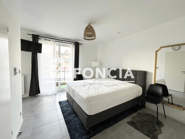 Location Studio 32.76 m² - Bordeaux 33000