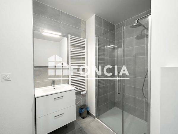 Location Studio 32.76 m² - Bordeaux 33000