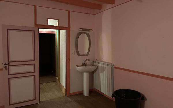 Maison à vendre    3 pièces •  Donazac