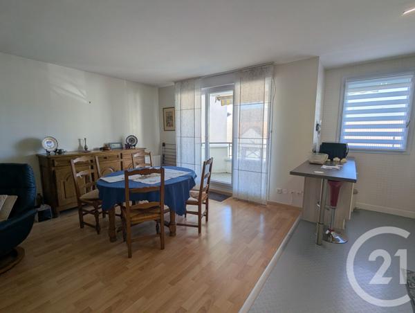 Appartement F4 à vendre  4 pièces - 79,77 m2 LA CHAPELLE ST MESMIN - 45