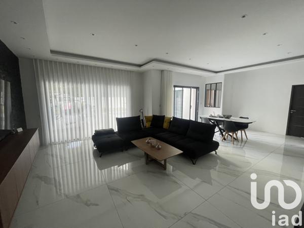 Maison à vendre 8 pièces 221 m² Joué-lès-Tours