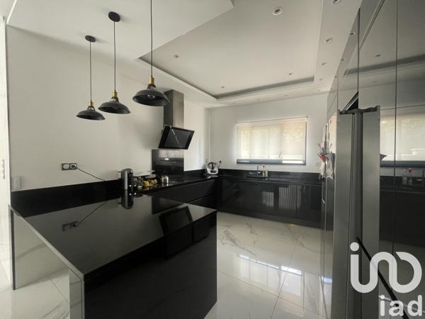 Maison à vendre 8 pièces 221 m² Joué-lès-Tours