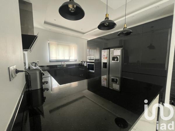 Maison à vendre 8 pièces 221 m² Joué-lès-Tours