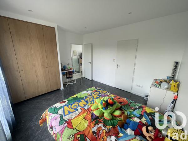 Maison à vendre 8 pièces 221 m² Joué-lès-Tours