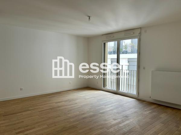 Location Studio 31.9 m² - Courbevoie 92400