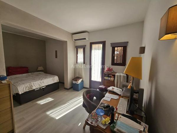 Vente                                                      Villa
                        
                     10 pièces                      230 m2                     à Draguignan