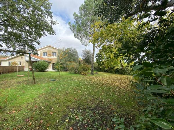 Achat - Maison Mérignac 33700 7 pièces 197 m 2 1837 m 2