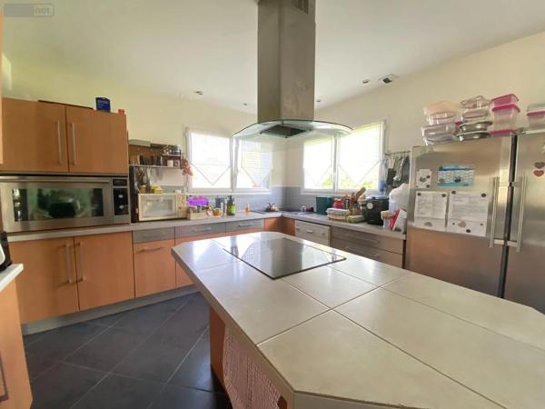 Achat - Maison Mérignac 33700 7 pièces 197 m 2 1837 m 2