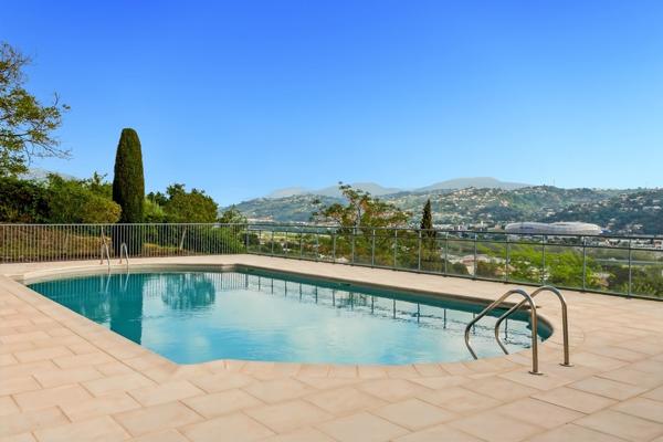Appartement à vendre 225 320 € Saint-Laurent-du-Var 2 p 44,6 m² DPE C