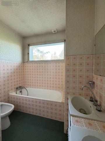 Maison individuelle à vendre à Lons-le-Saunier dans le Jura (39000), ref : 39064-110 Route de Montaigu