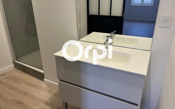 Appartement à louer    4 pièces •  Bourgoin-Jallieu