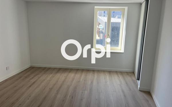 Appartement à louer    4 pièces •  Bourgoin-Jallieu