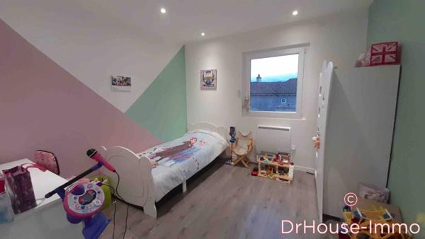 Appartement à vendre 3 pièces de 107 m²