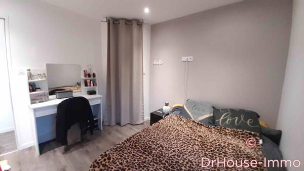 Appartement à vendre 3 pièces de 107 m²