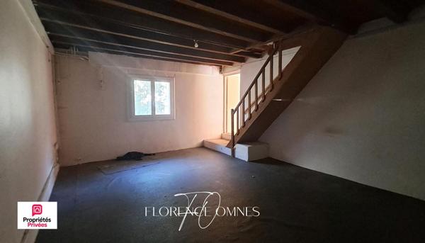 Maison  à rénover avec fort potentiel  77m2 + dépendance aménageable  60m2- Terrain 760 m² - Trèbes
