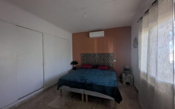 Maison à vendre    8 pièces •  Remoulins