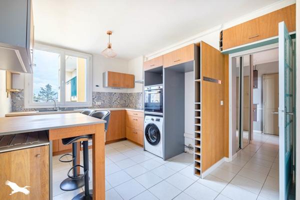 Appartement à vendre |                                       Bron |                                        3 pièces  |  70,4 m²