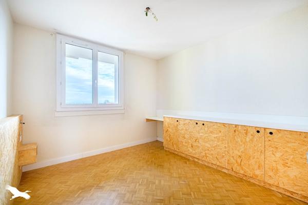 Appartement à vendre |                                       Bron |                                        3 pièces  |  70,4 m²