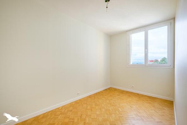 Appartement à vendre |                                       Bron |                                        3 pièces  |  70,4 m²