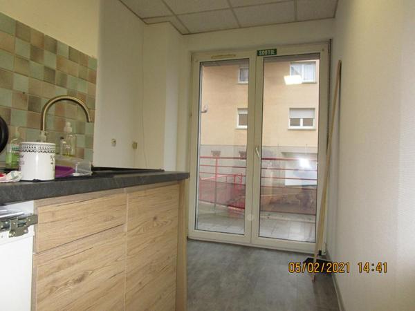 HAGUENAU CENTRE - MURS LIBRES, Local commercial ou professionnel    53 m²